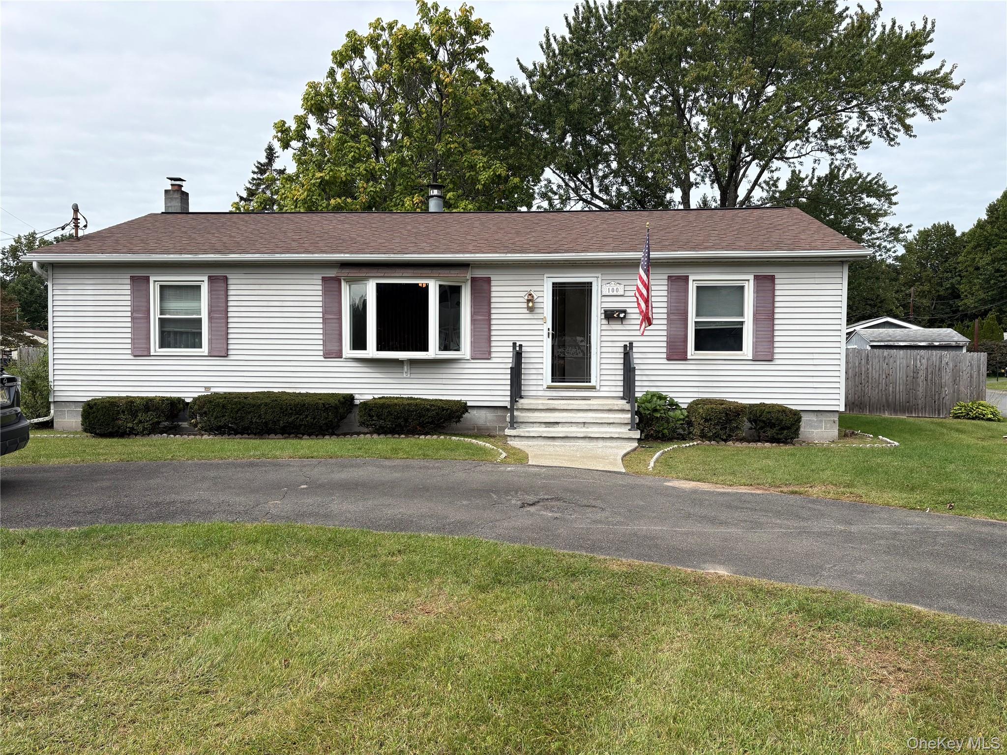 100 John Street – For Sale