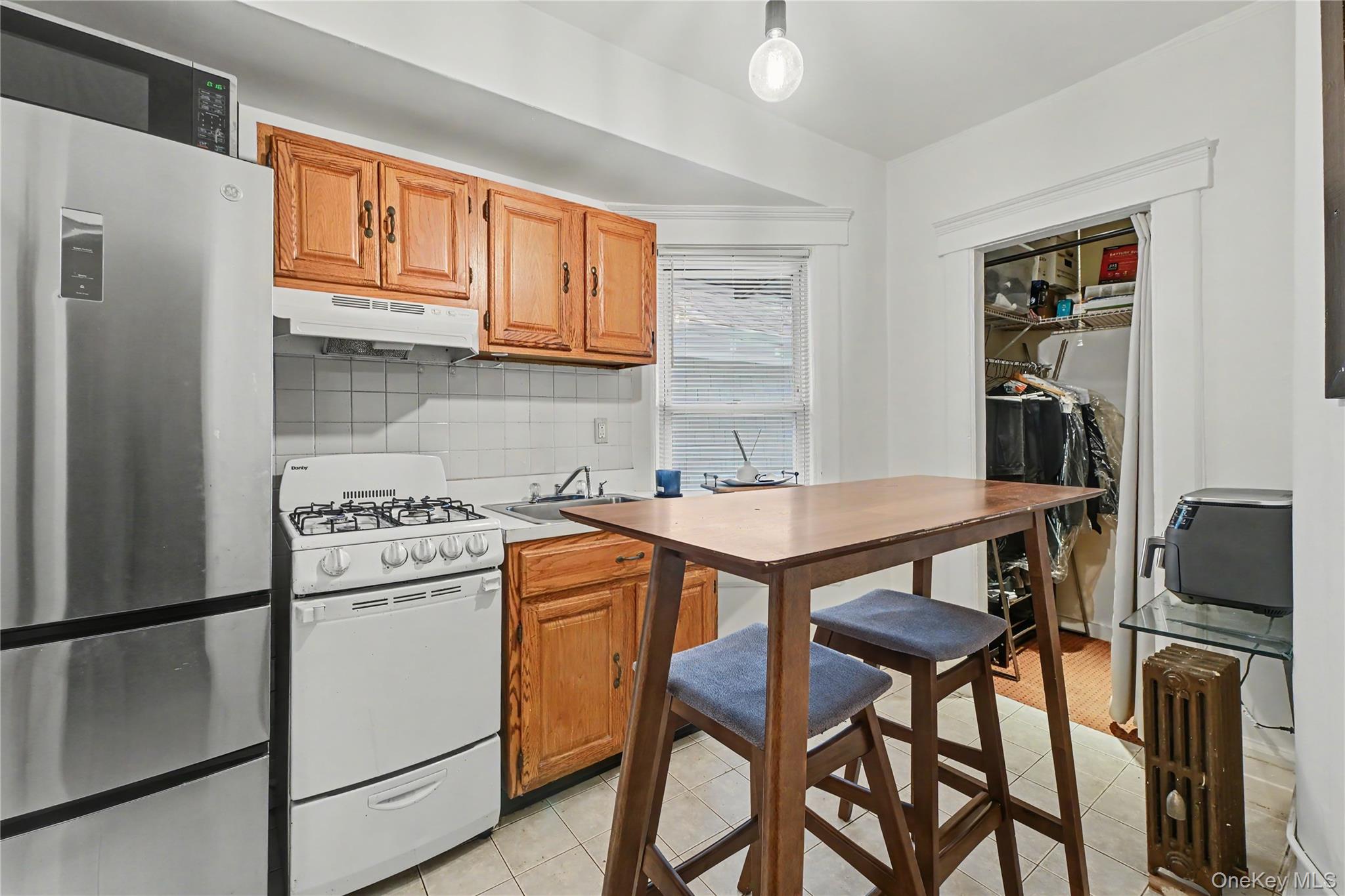176 Archer Avenue – For Sale photo 18