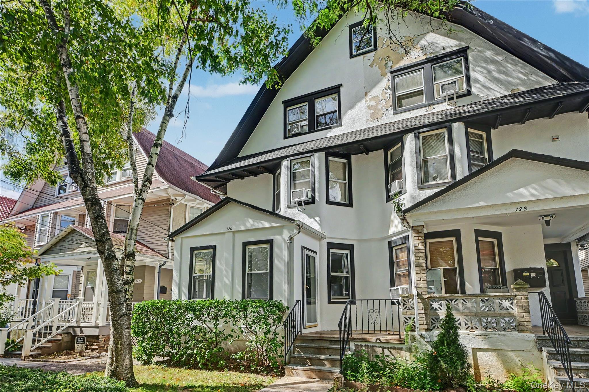 176 Archer Avenue – For Sale photo 4