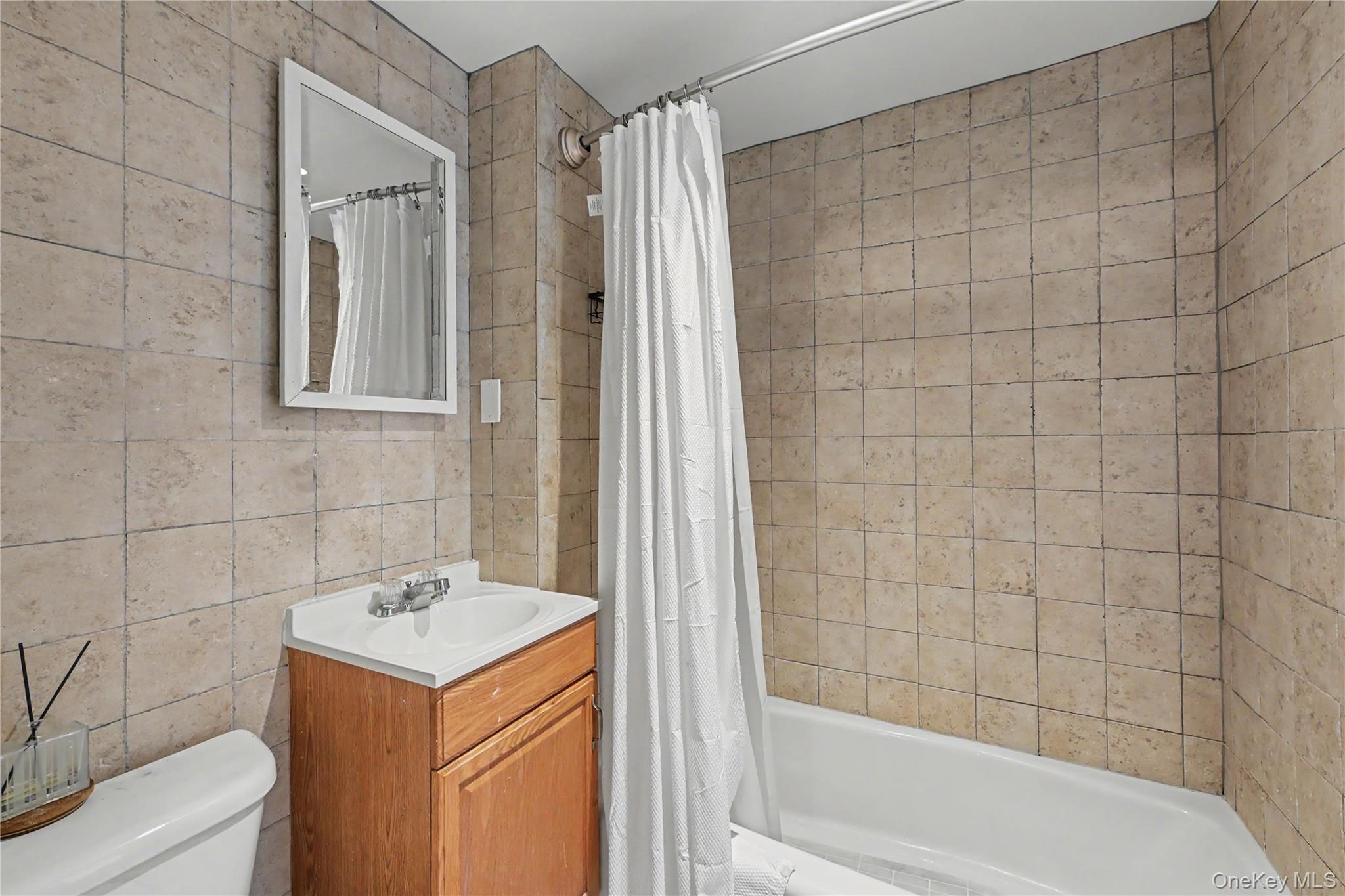 176 Archer Avenue – For Sale photo 23