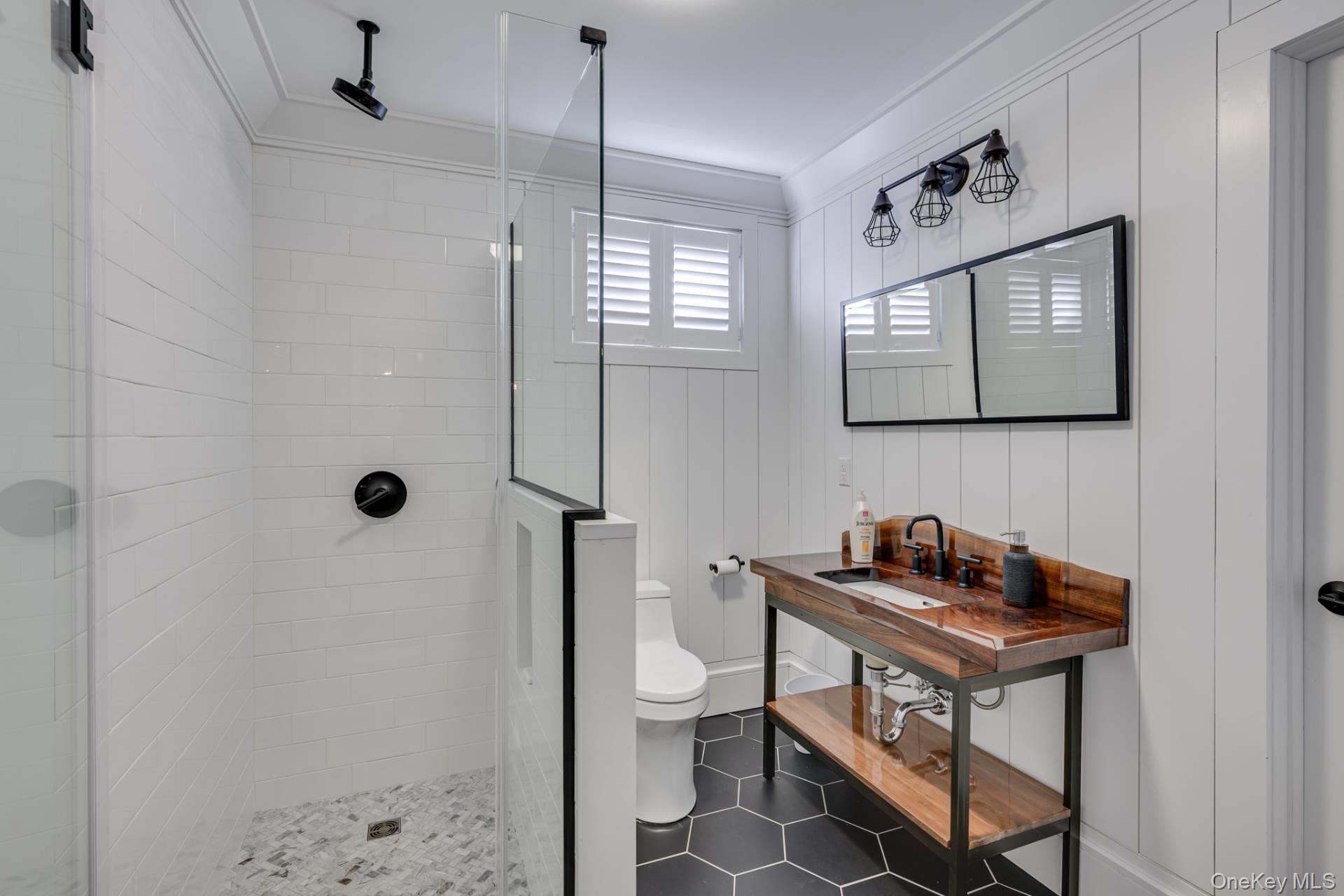 18 Sea Gate Avenue – For Rent photo 22
