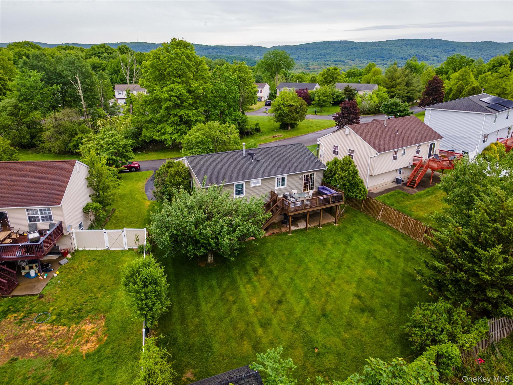 5 Columbia Circle – For Sale photo 35