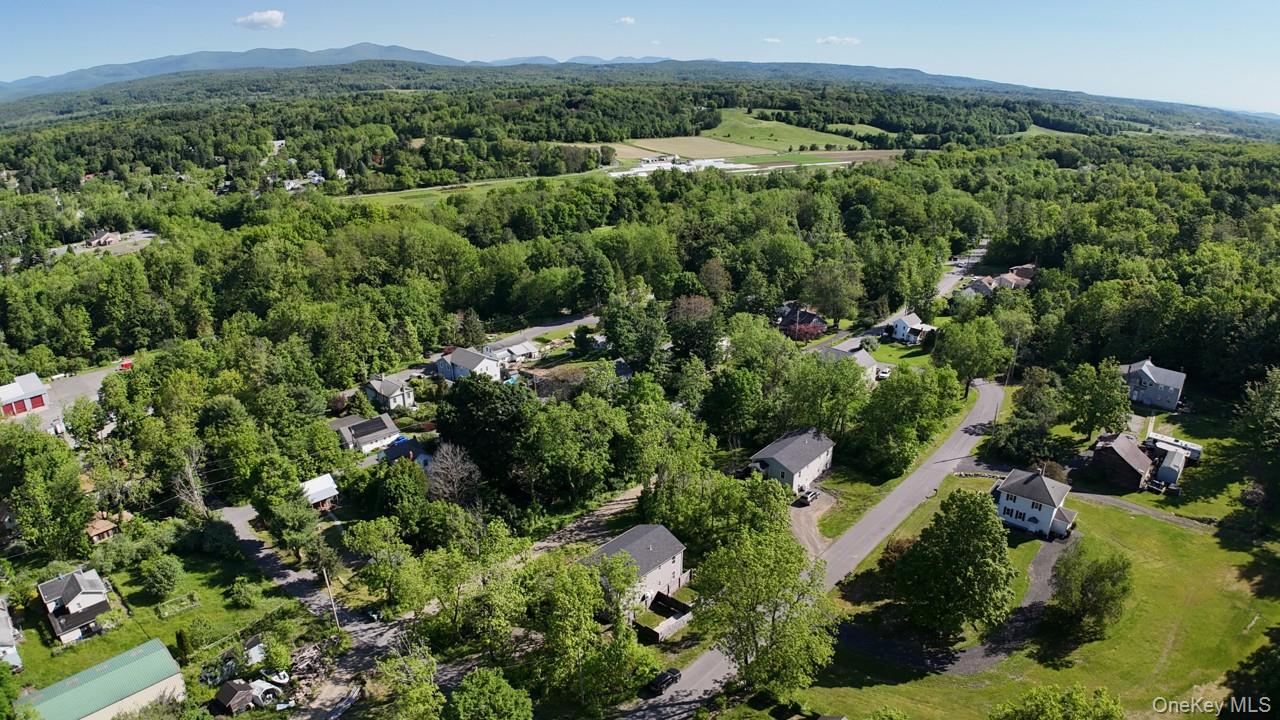 25 HIGHLAND Avenue – For Sale