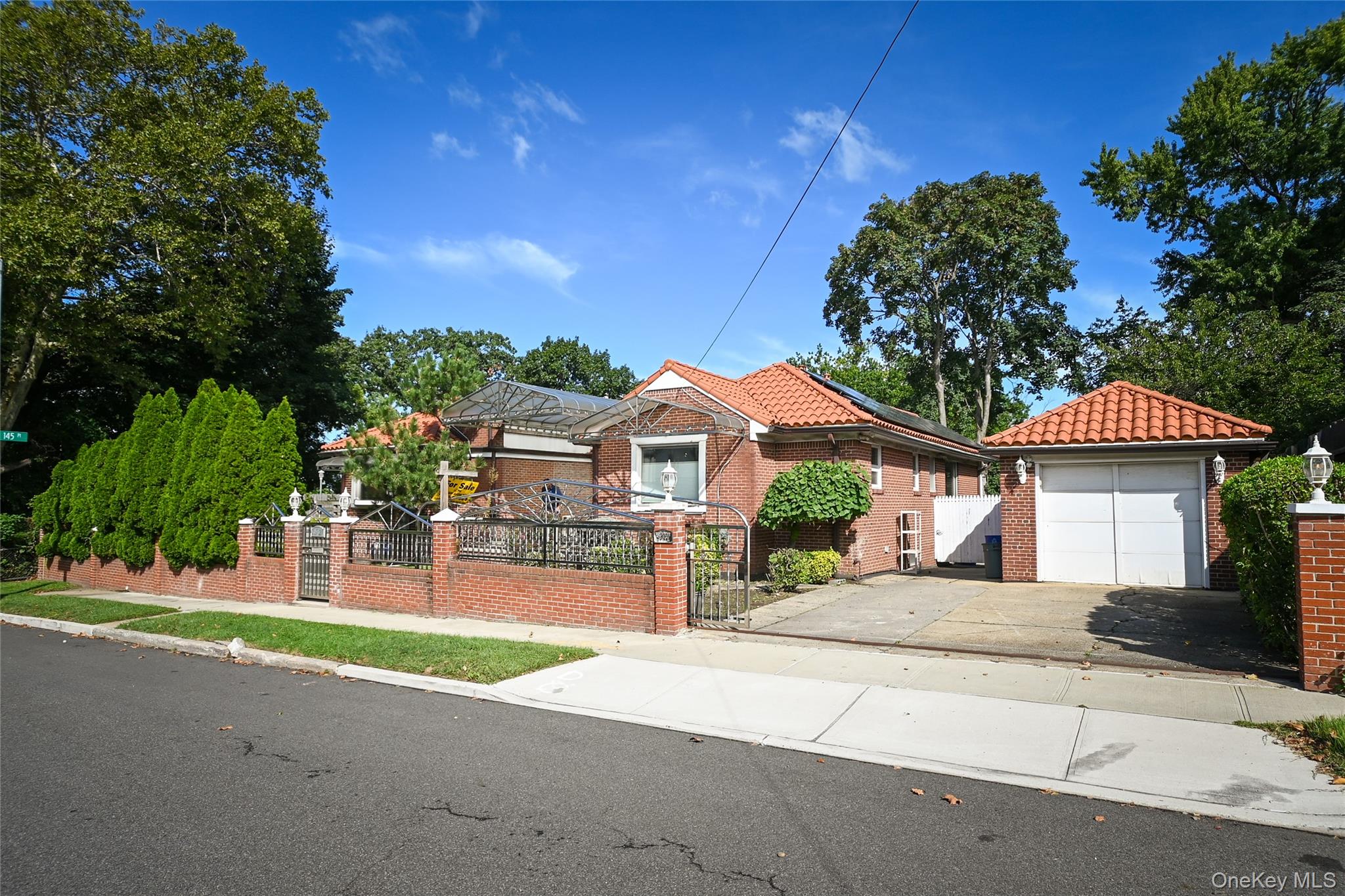 14527 13th Avenue – For Sale photo 2