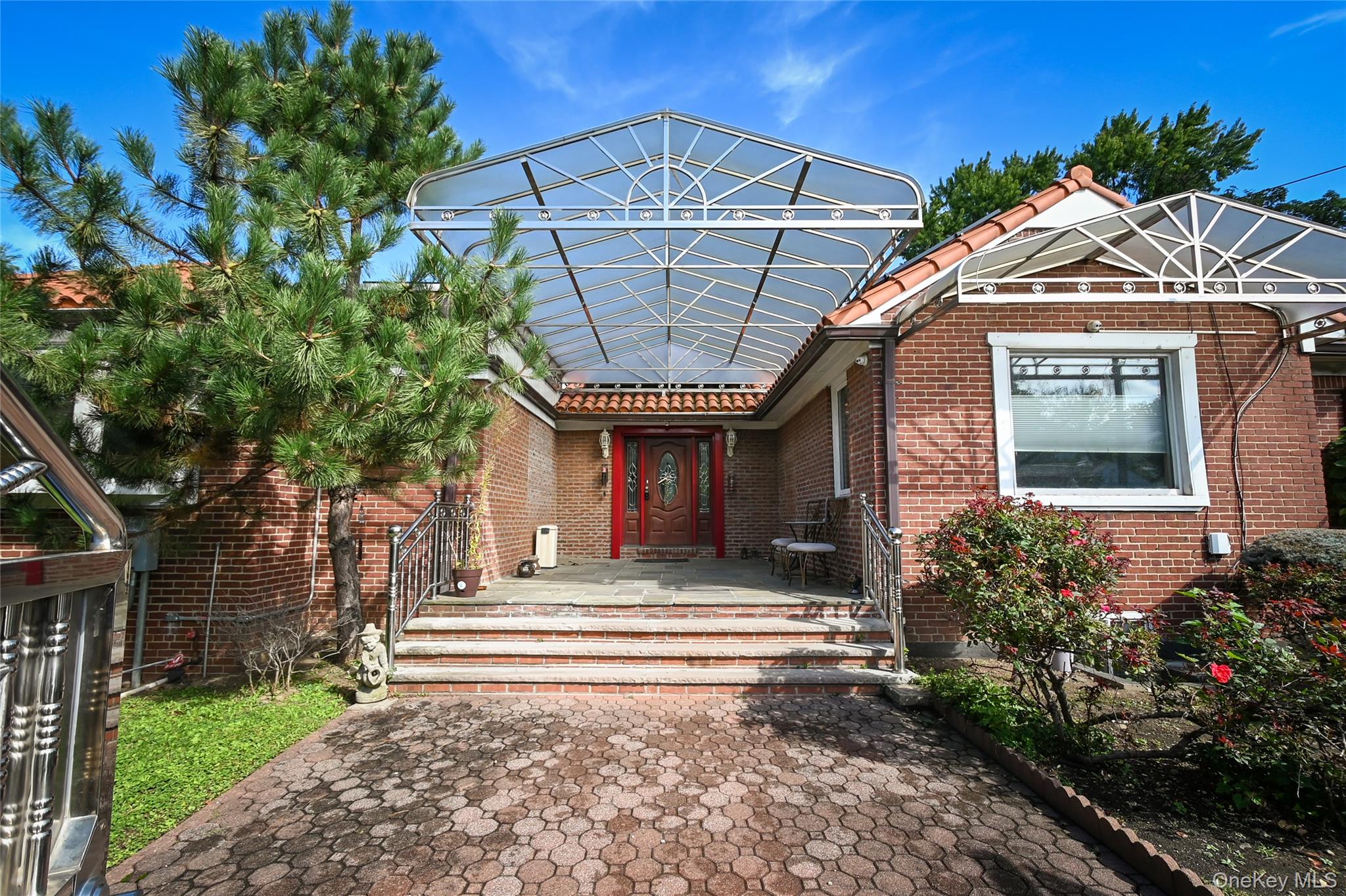 14527 13th Avenue – For Sale photo 3