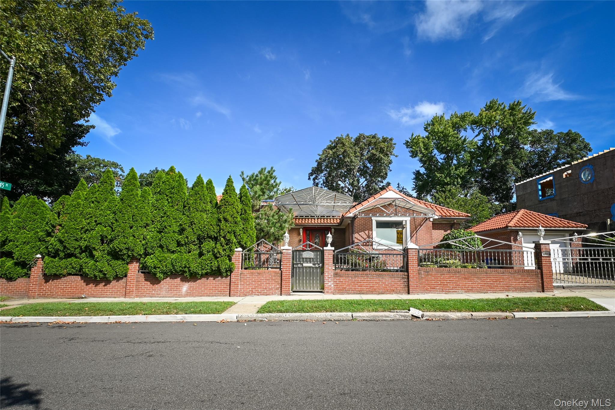 14527 13th Avenue – For Sale