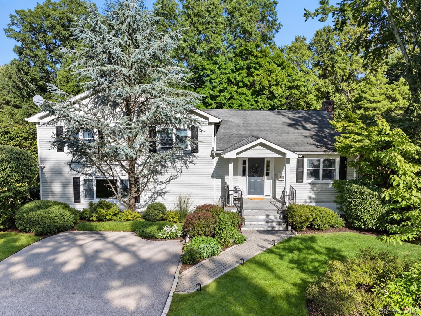 21 Sherbrooke Road – For Sale