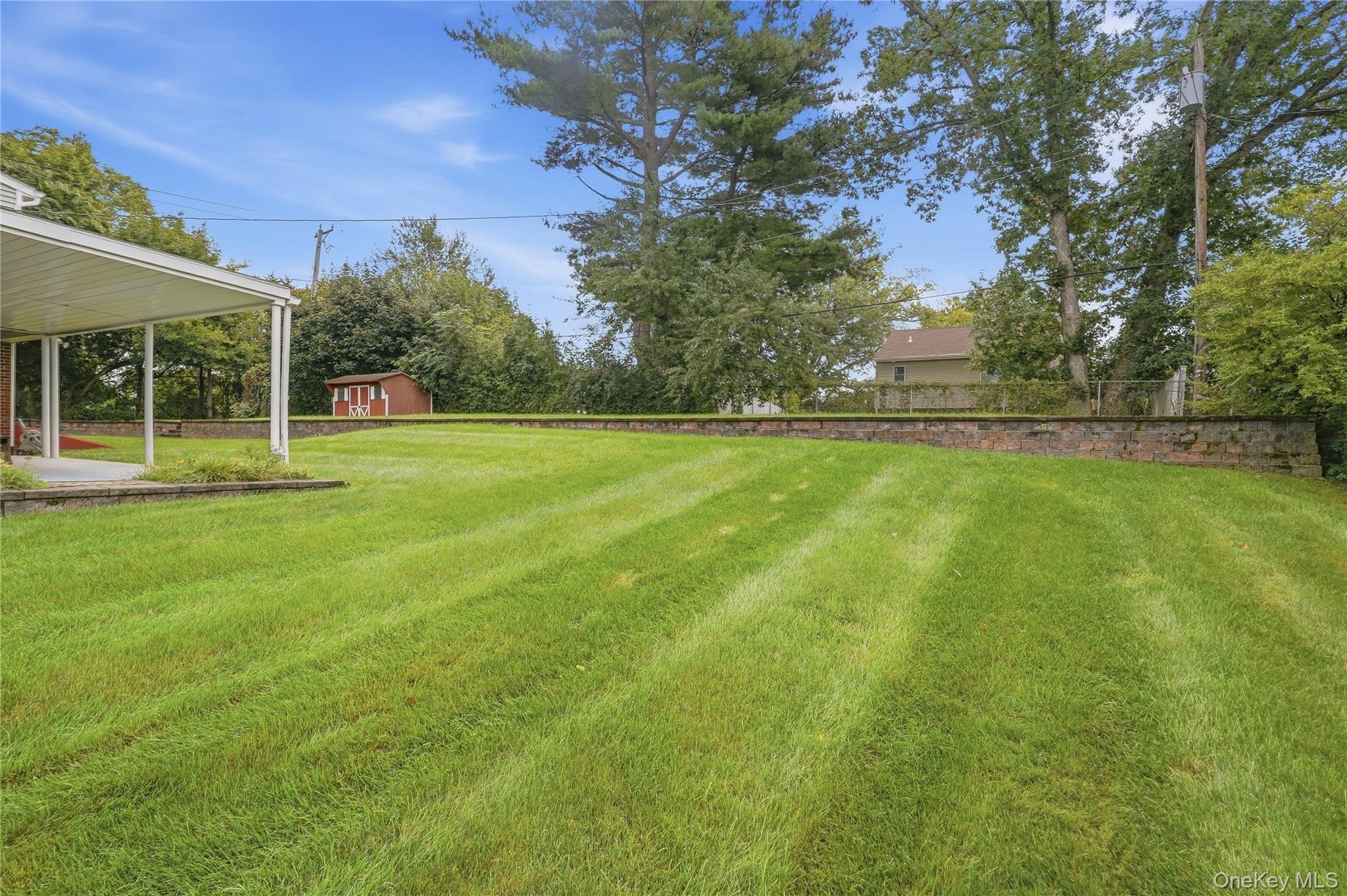 25 E Willow Street – For Sale photo 21