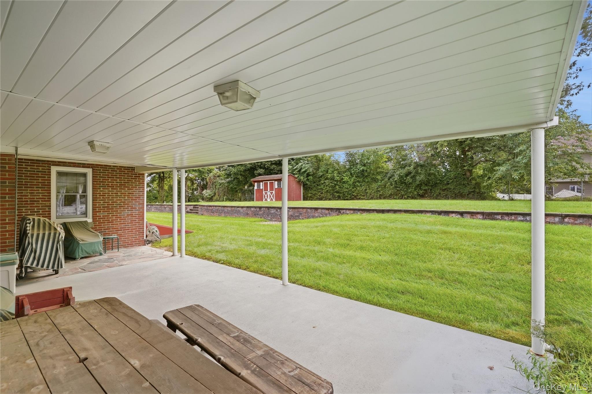 25 E Willow Street – For Sale photo 20