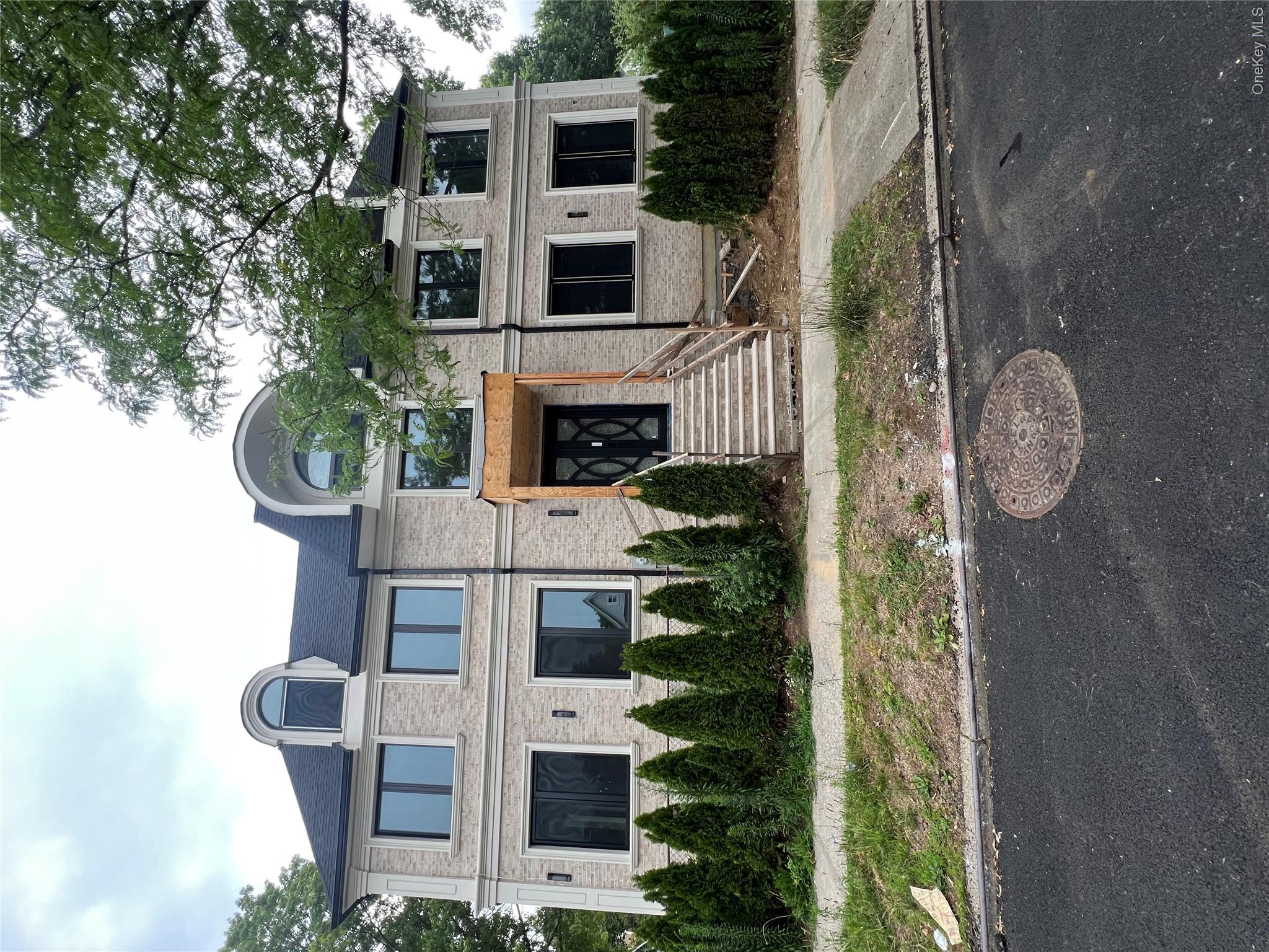 8507 Abingdon Road – For Sale photo 3
