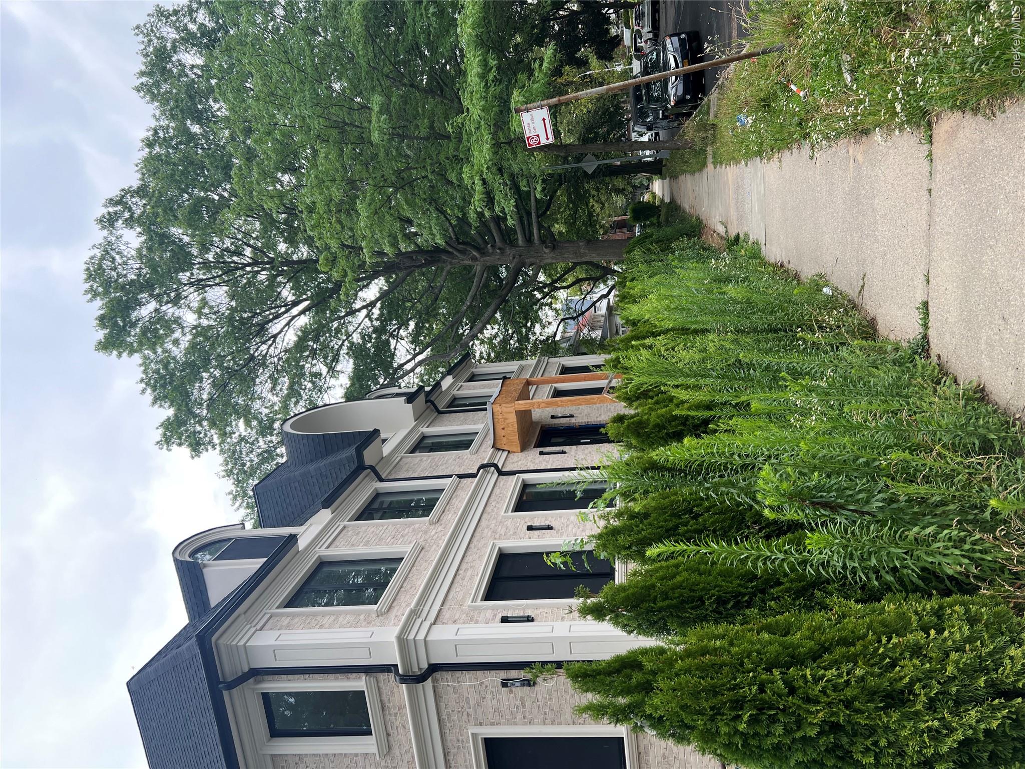 8507 Abingdon Road – For Sale