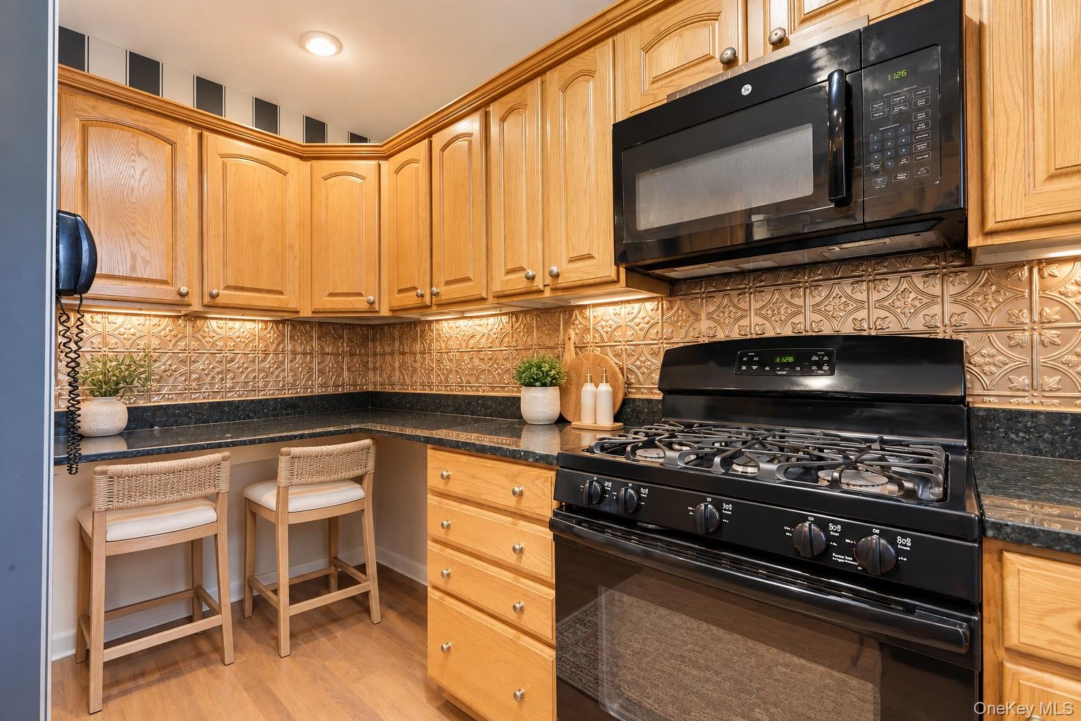 331 N Greeley Avenue – For Sale photo 5