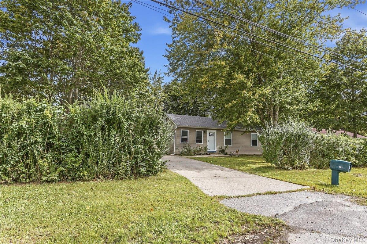 761 Provost Avenue – For Sale photo 3