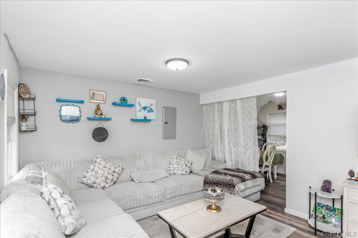 761 Provost Avenue – For Sale photo 5