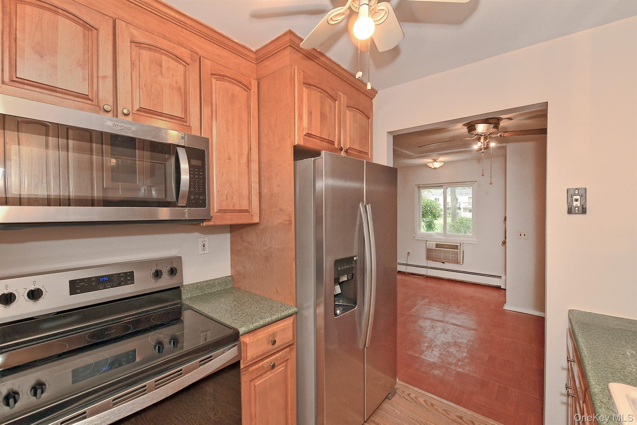 26 Richmond Boulevard, Unit 2A photo 12