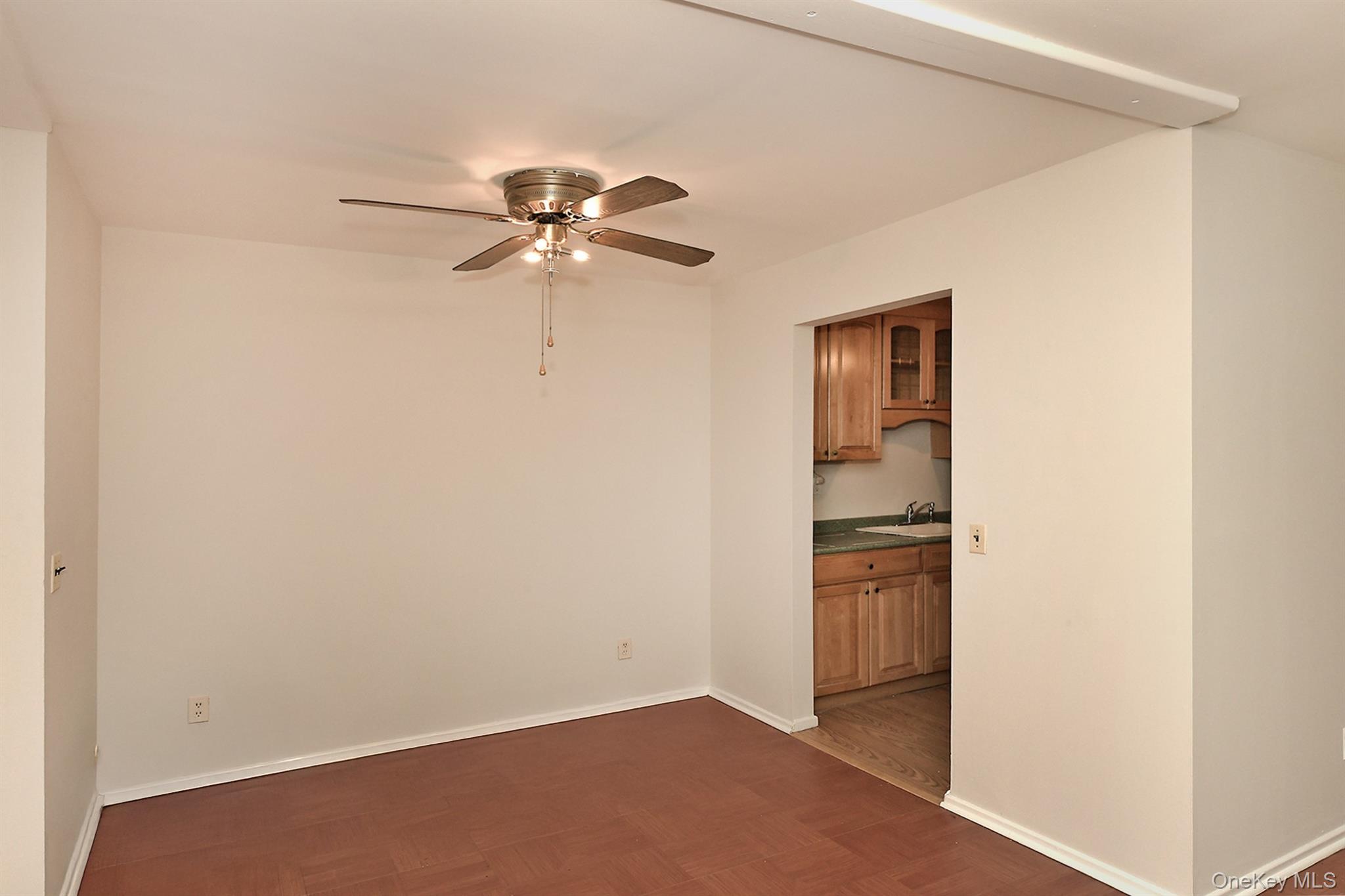 26 Richmond Boulevard, Unit 2A photo 9