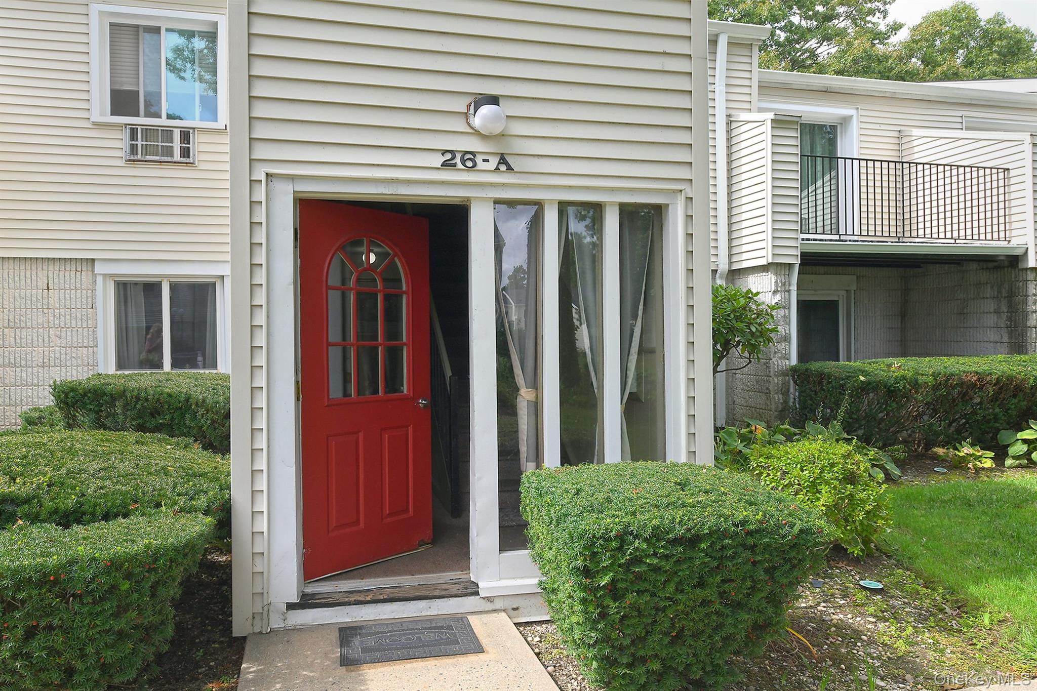 26 Richmond Boulevard, Unit 2A photo 5