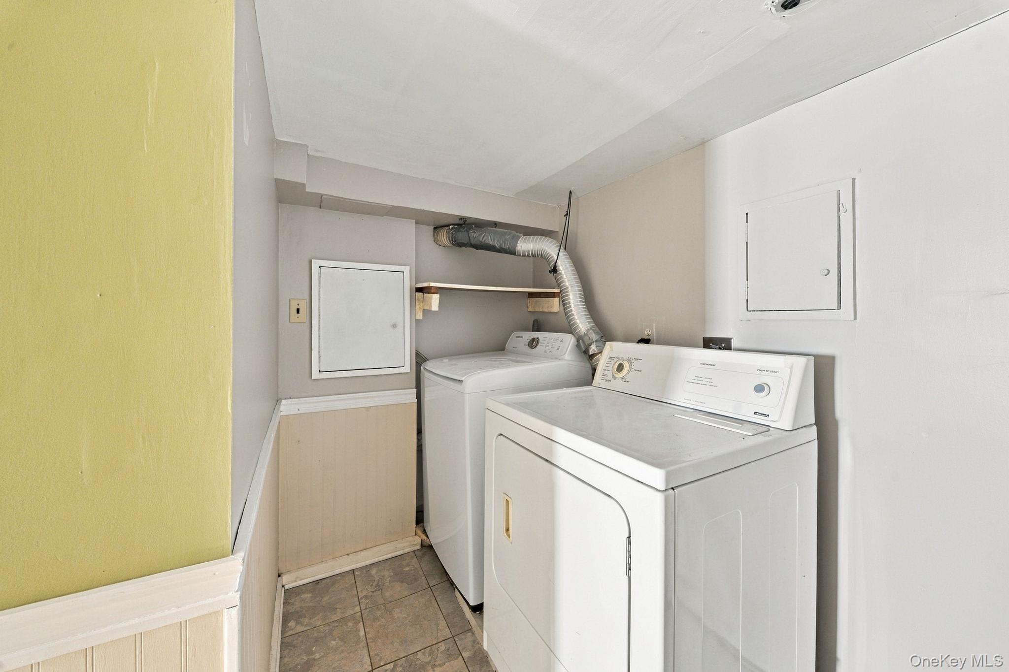 121 First Road – For Sale photo 23