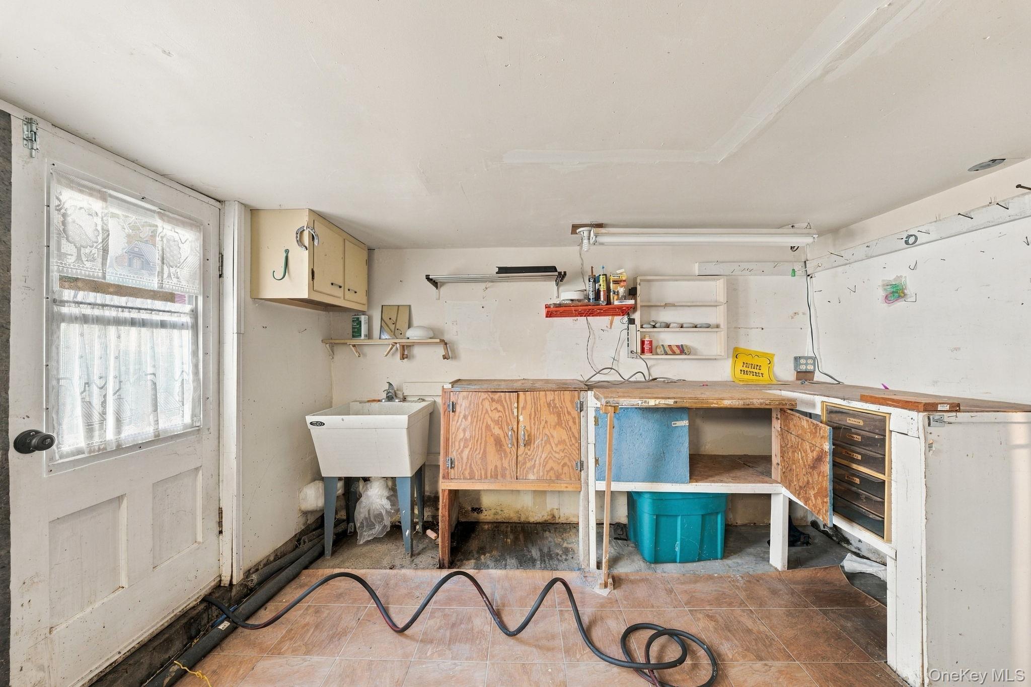 121 First Road – For Sale photo 24