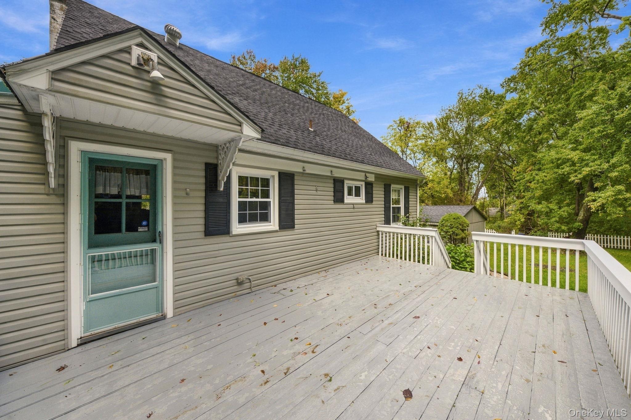 121 First Road – For Sale photo 27