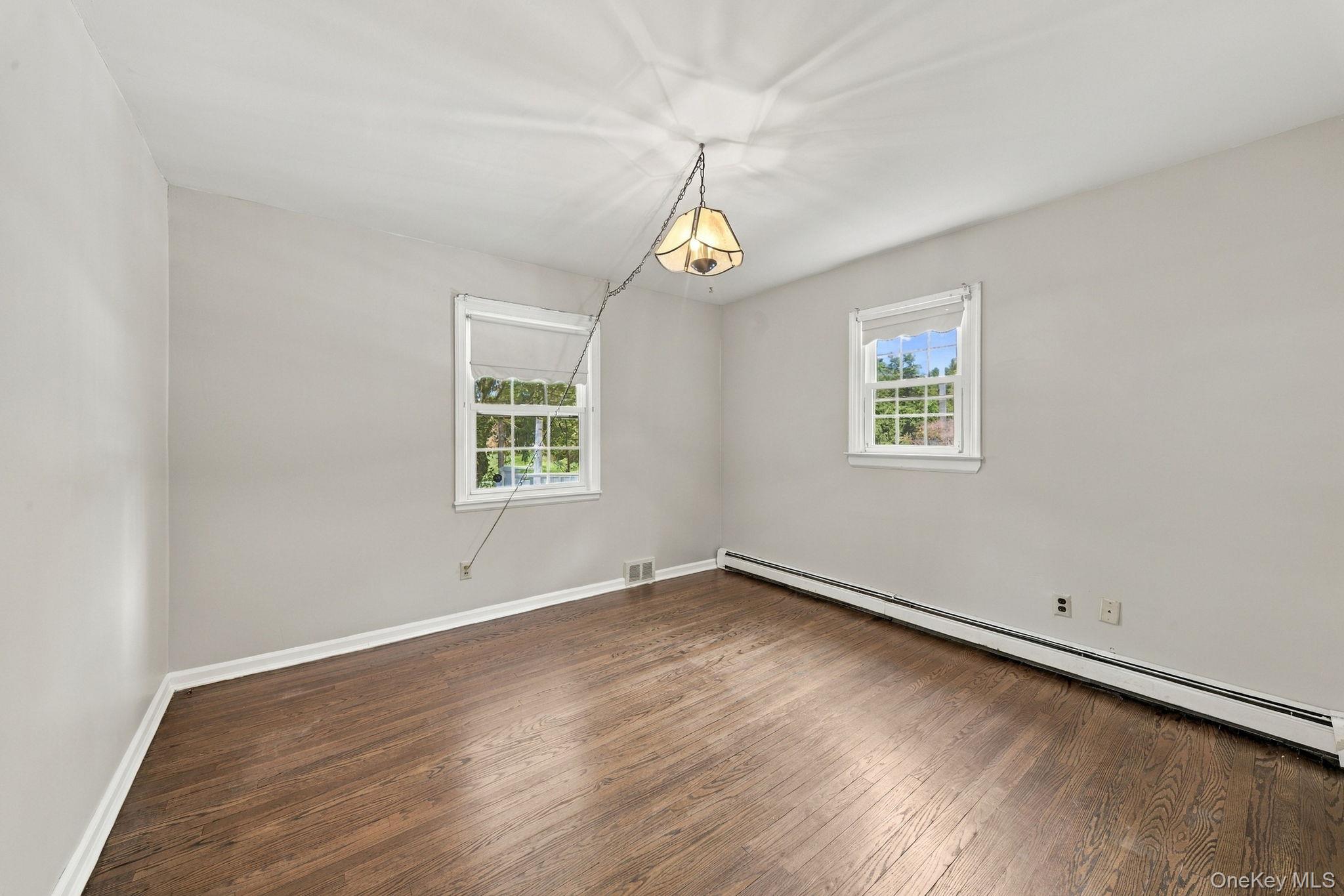 121 First Road – For Sale photo 13