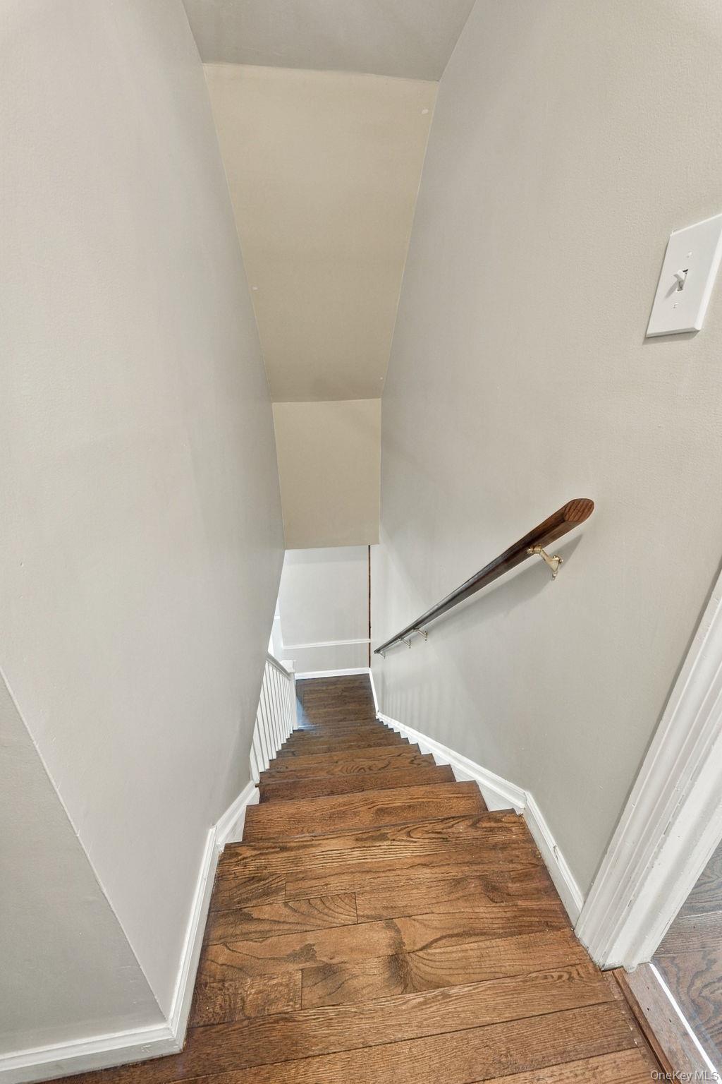 121 First Road – For Sale photo 18