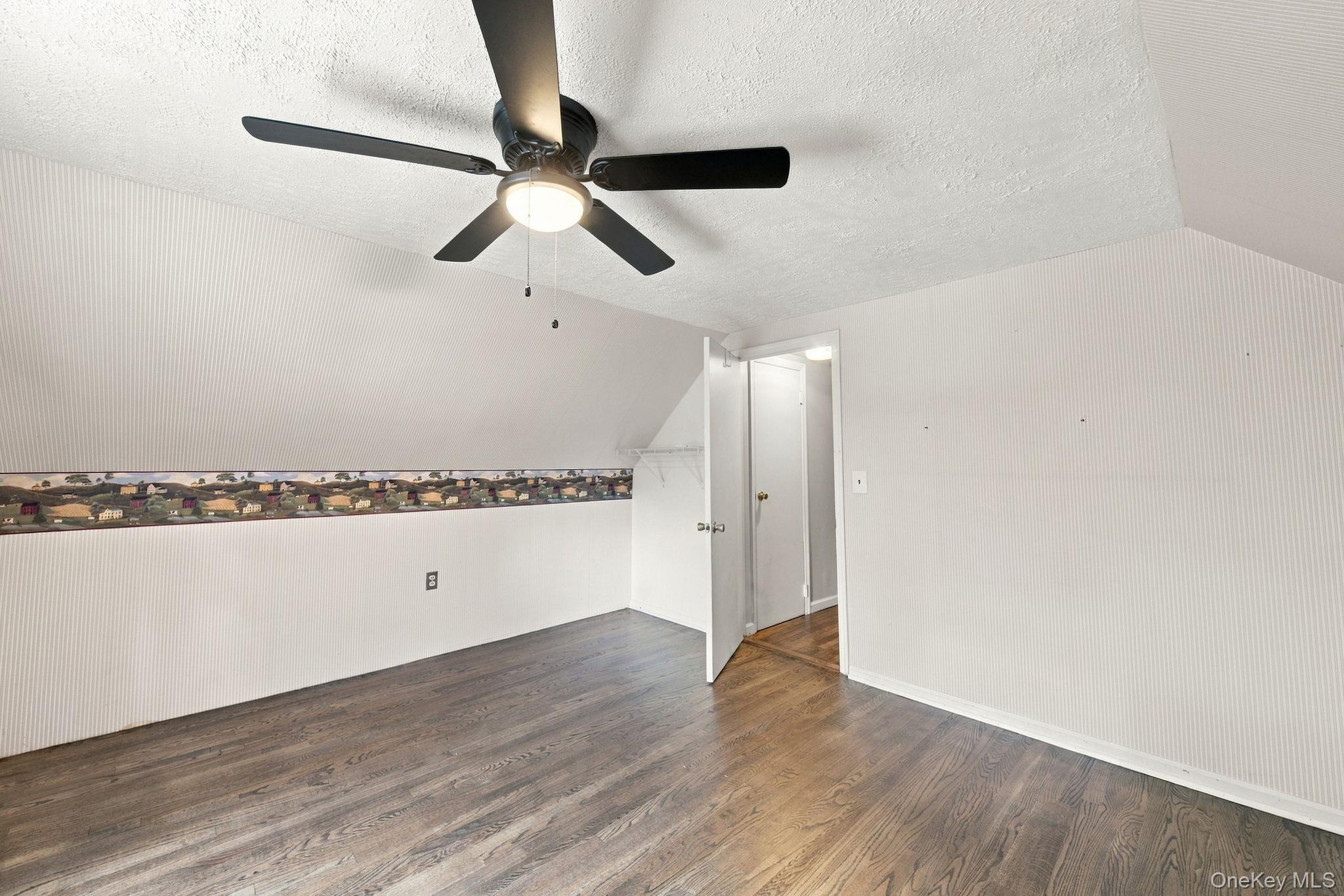 121 First Road – For Sale photo 19