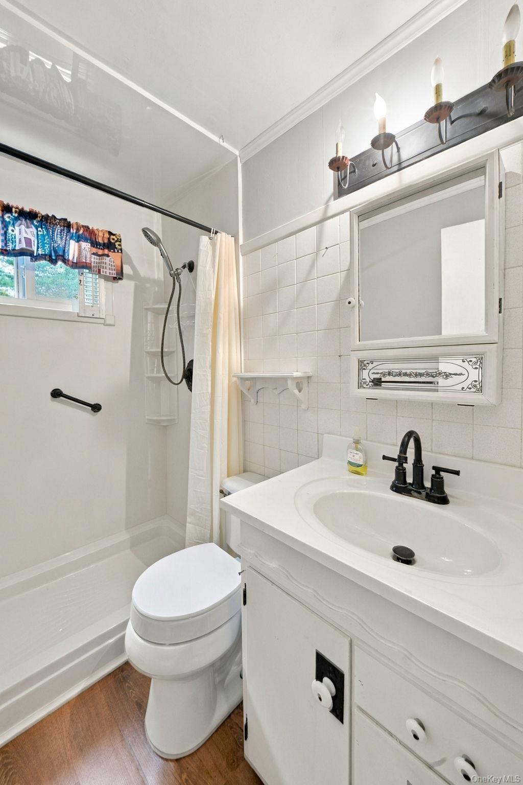 121 First Road – For Sale photo 16