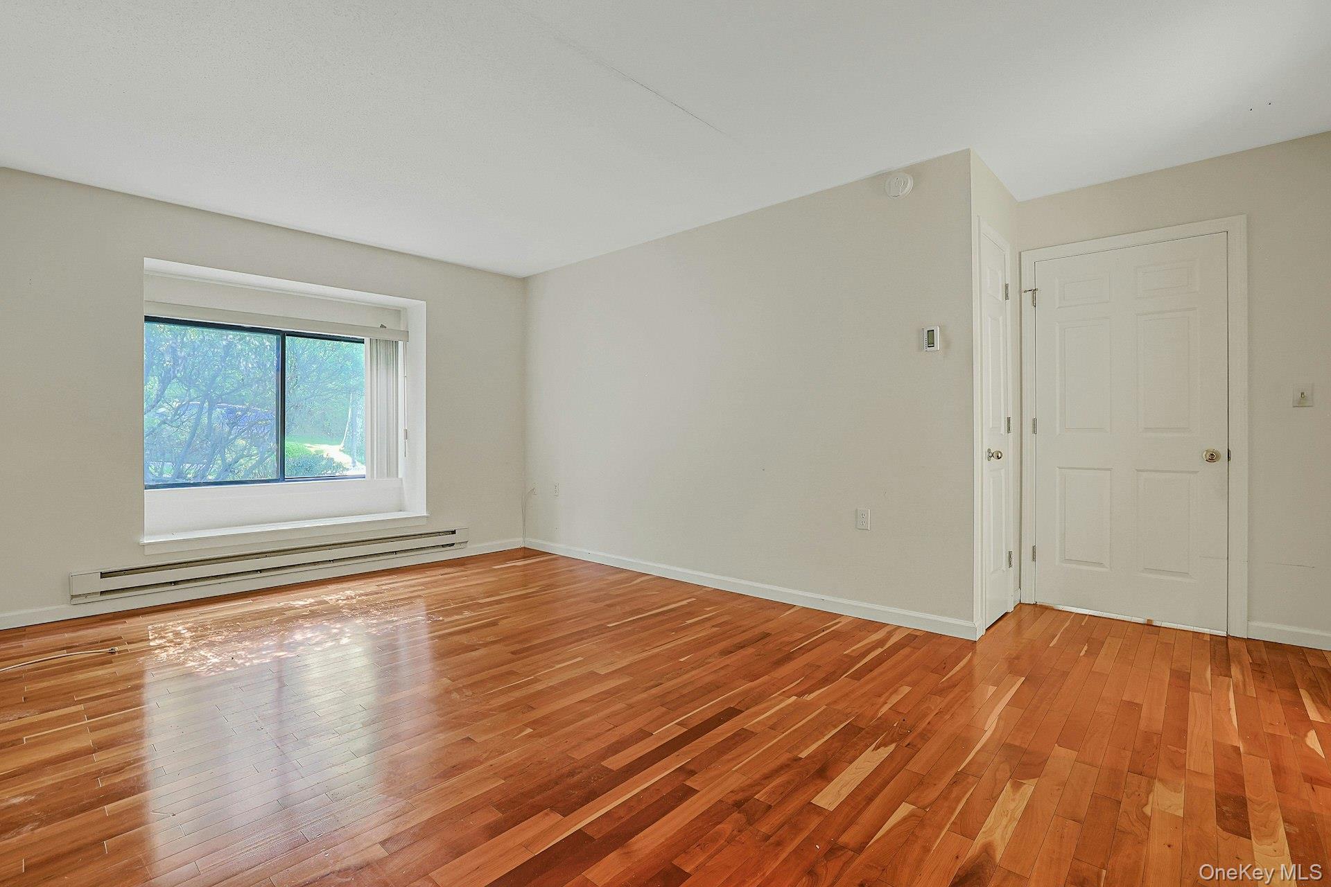 569B Heritage Hills Dr, Unit B photo 9