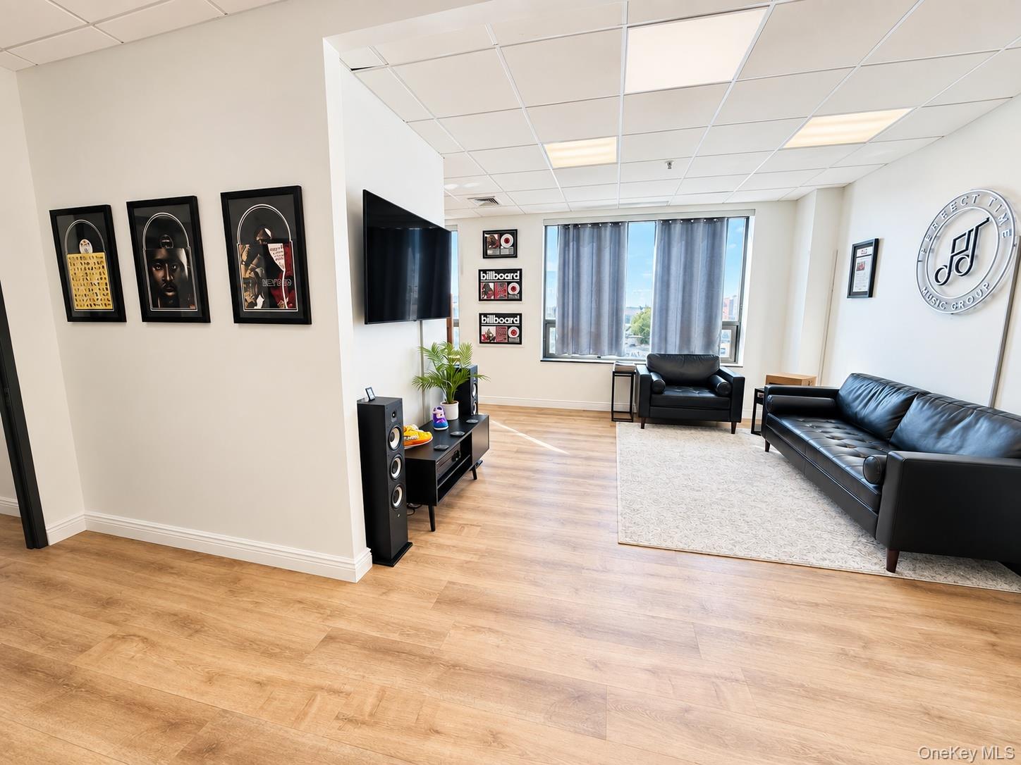 189 Sunrise Highway, Unit 304 photo 3