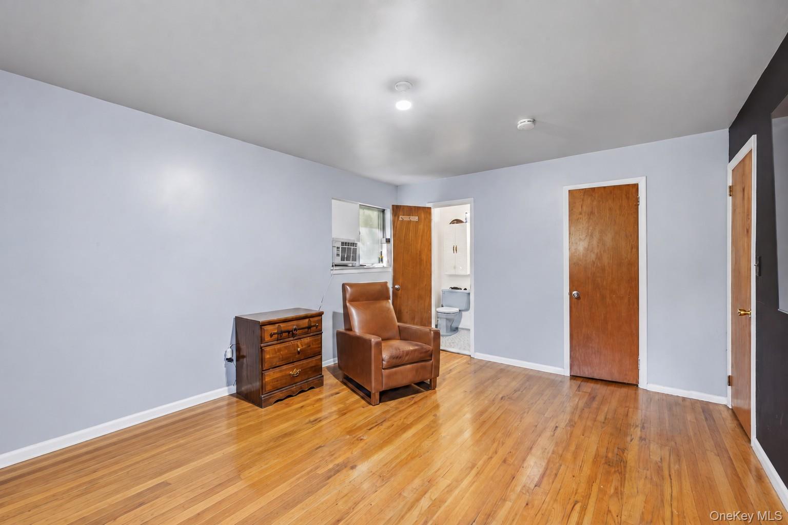 4 Great Oaks Drive – For Sale photo 12