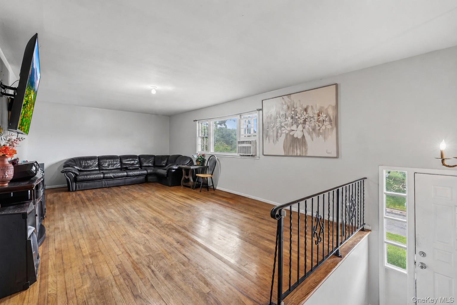 4 Great Oaks Drive – For Sale photo 5