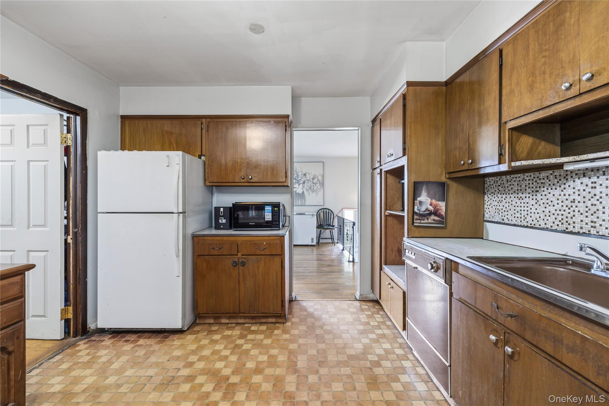 4 Great Oaks Drive – For Sale photo 9