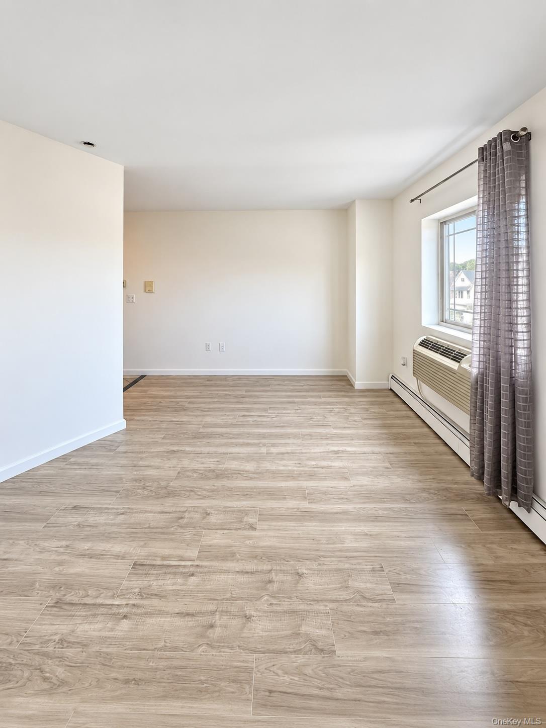 7617 46th Avenue, Unit 4A photo 3