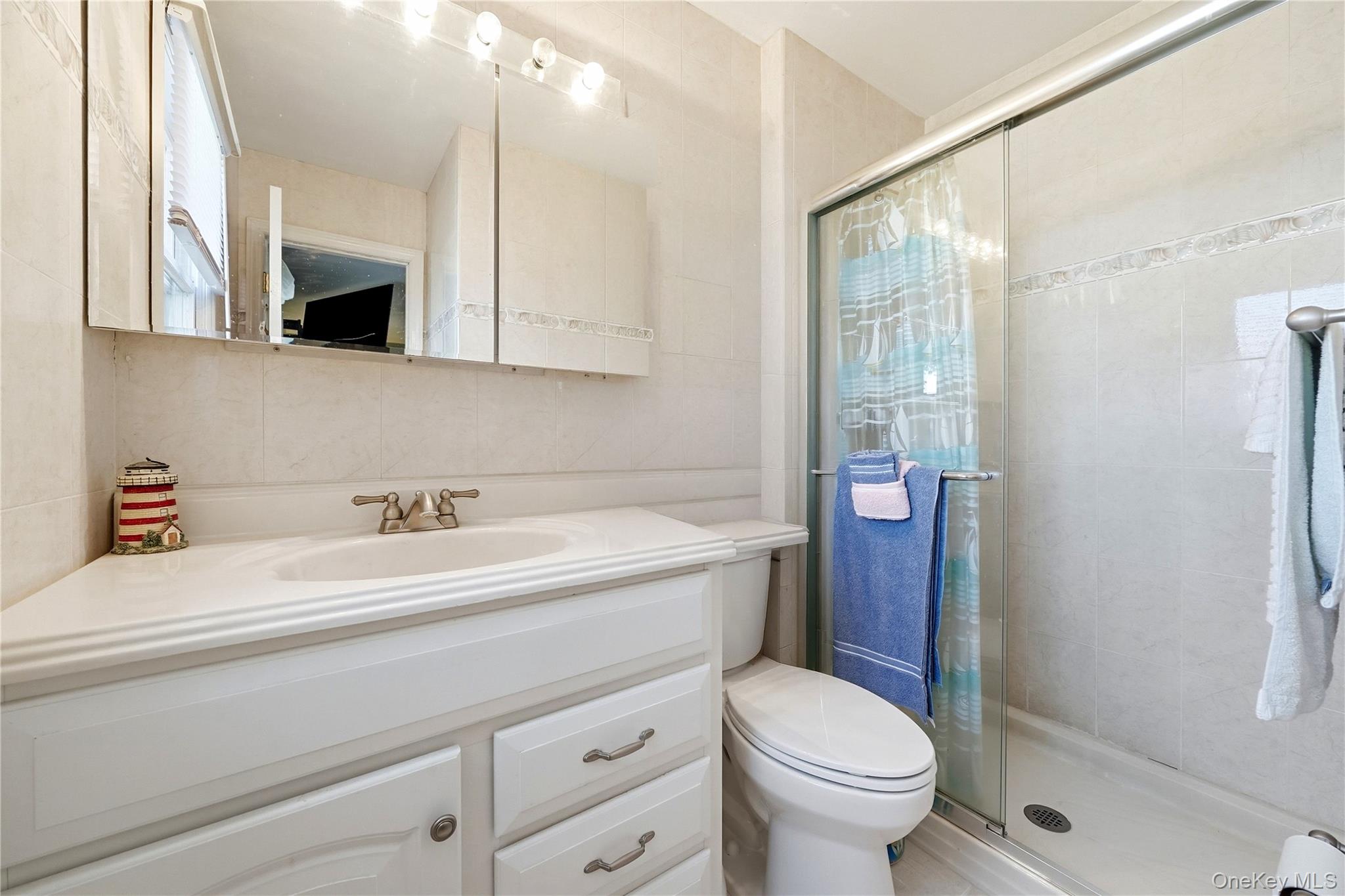 121 Drake Court – For Sale photo 16