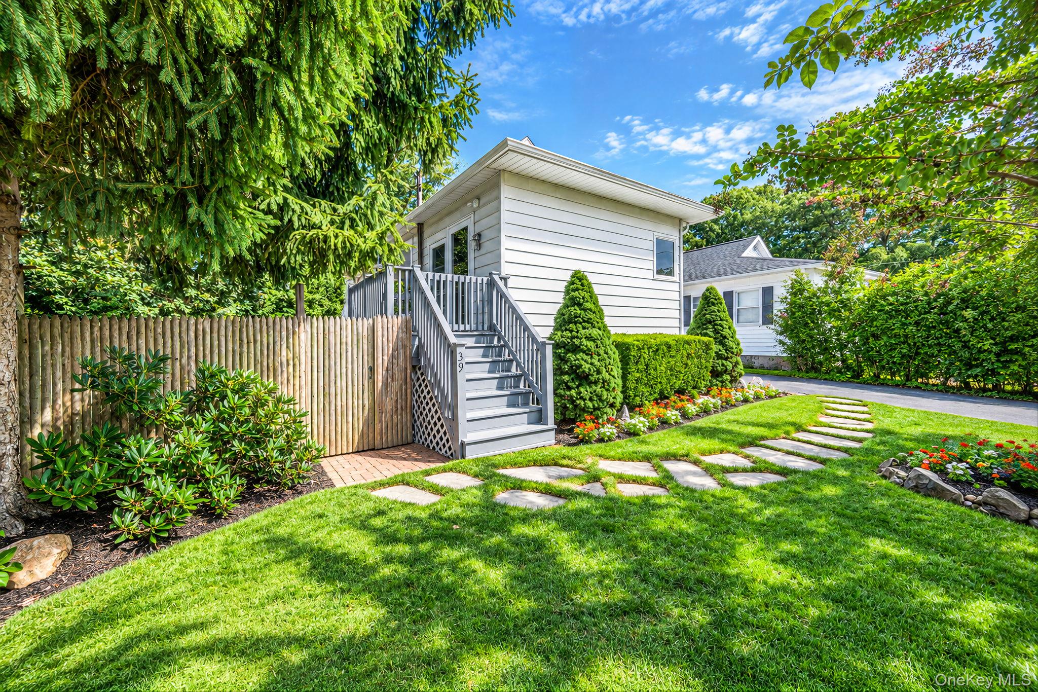 39 Plandome Road – For Sale photo 14