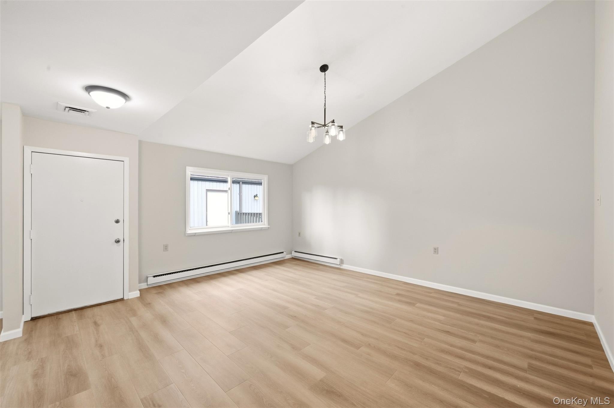 209 Strathmore Gate Drive – For Sale photo 7