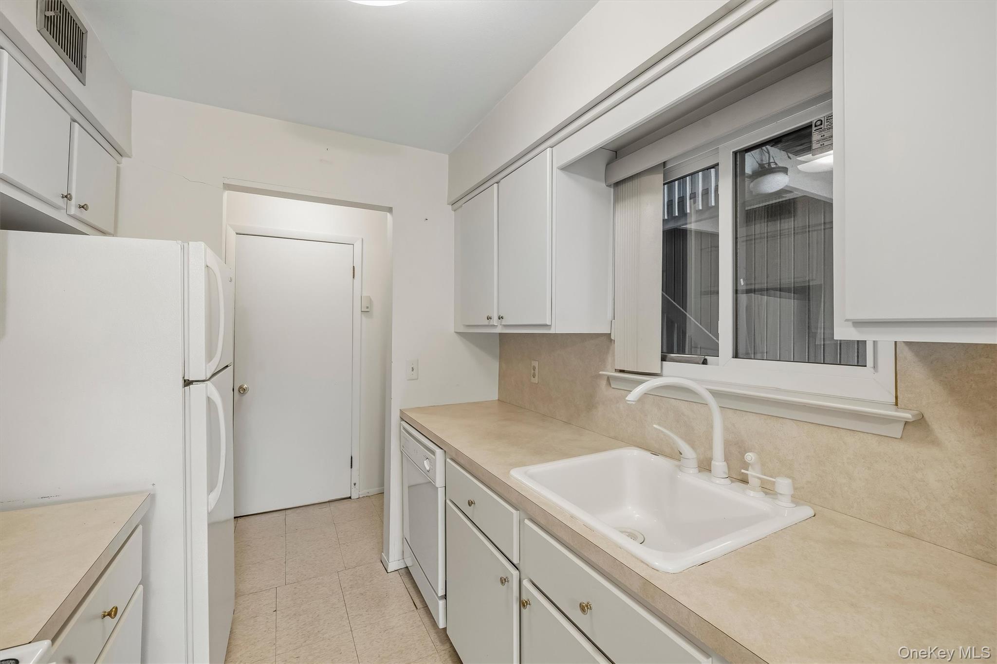 122 Sycamore Drive – For Sale photo 13