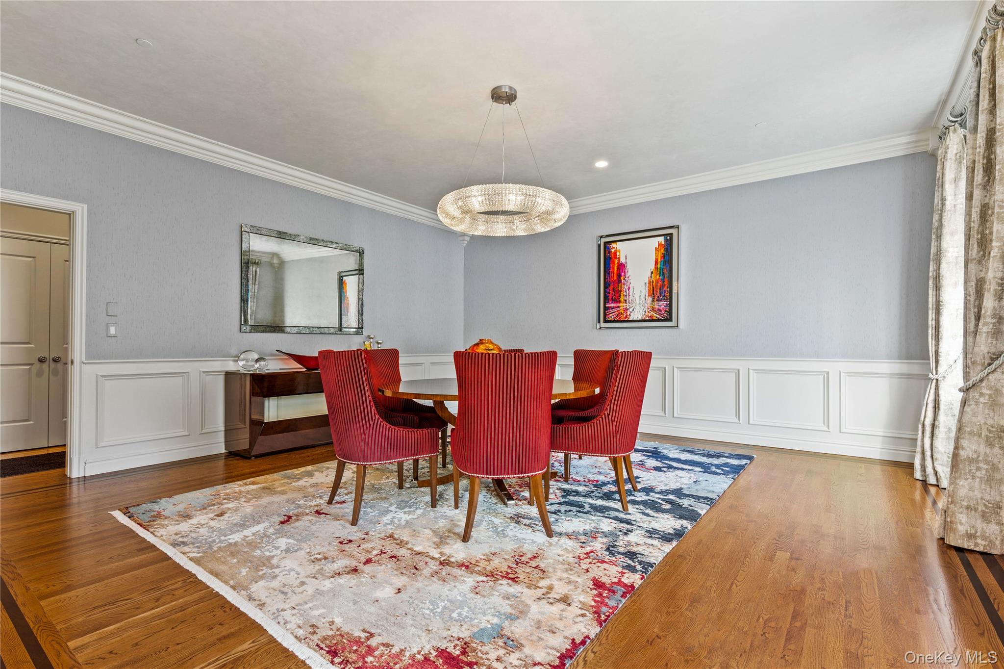 15 Knightsbridge Manor Road – For Sale photo 7