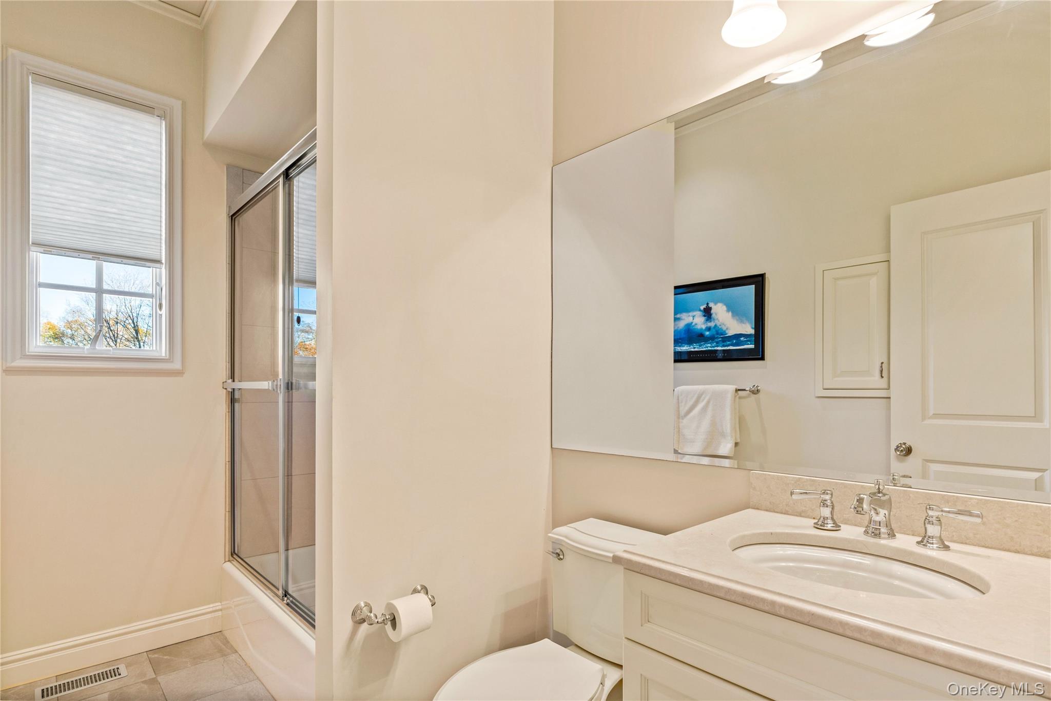 15 Knightsbridge Manor Road – For Sale photo 25