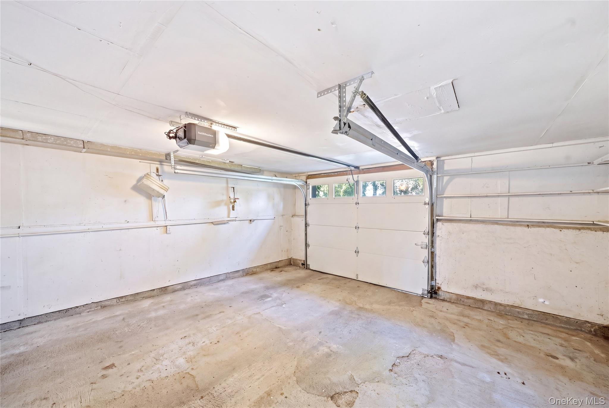 5 Roxbury Road – For Sale photo 26