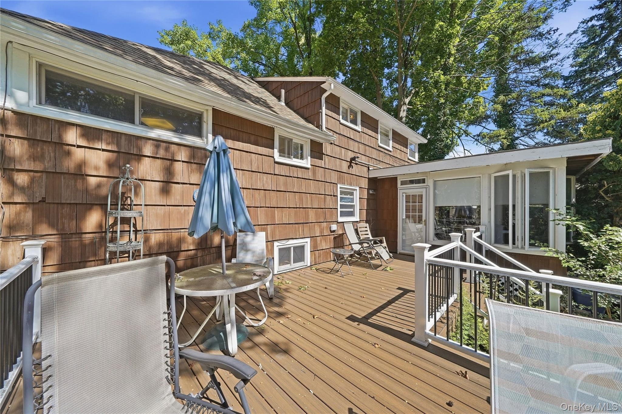 5 Roxbury Road – For Sale photo 29