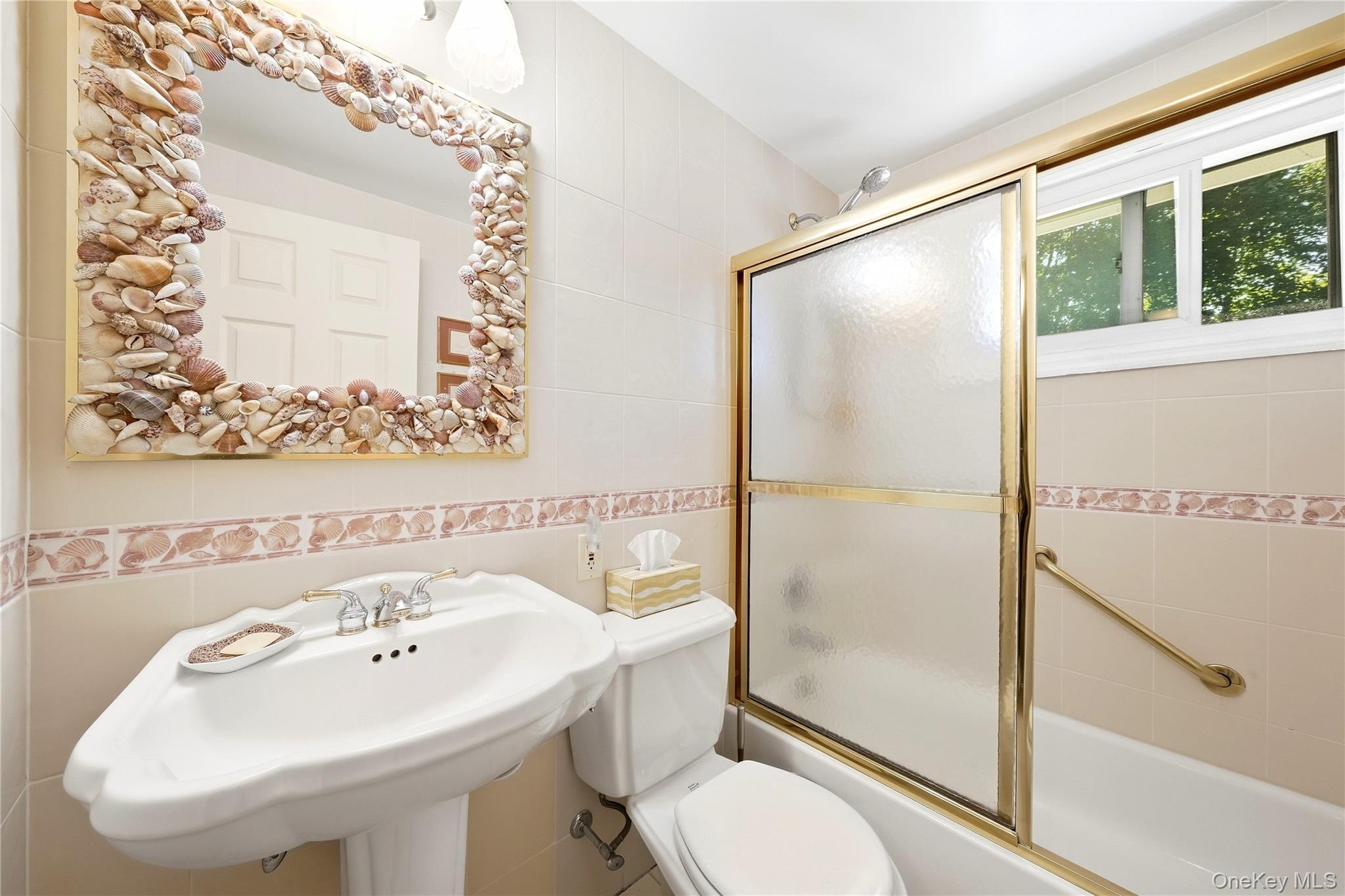 5 Roxbury Road – For Sale photo 15