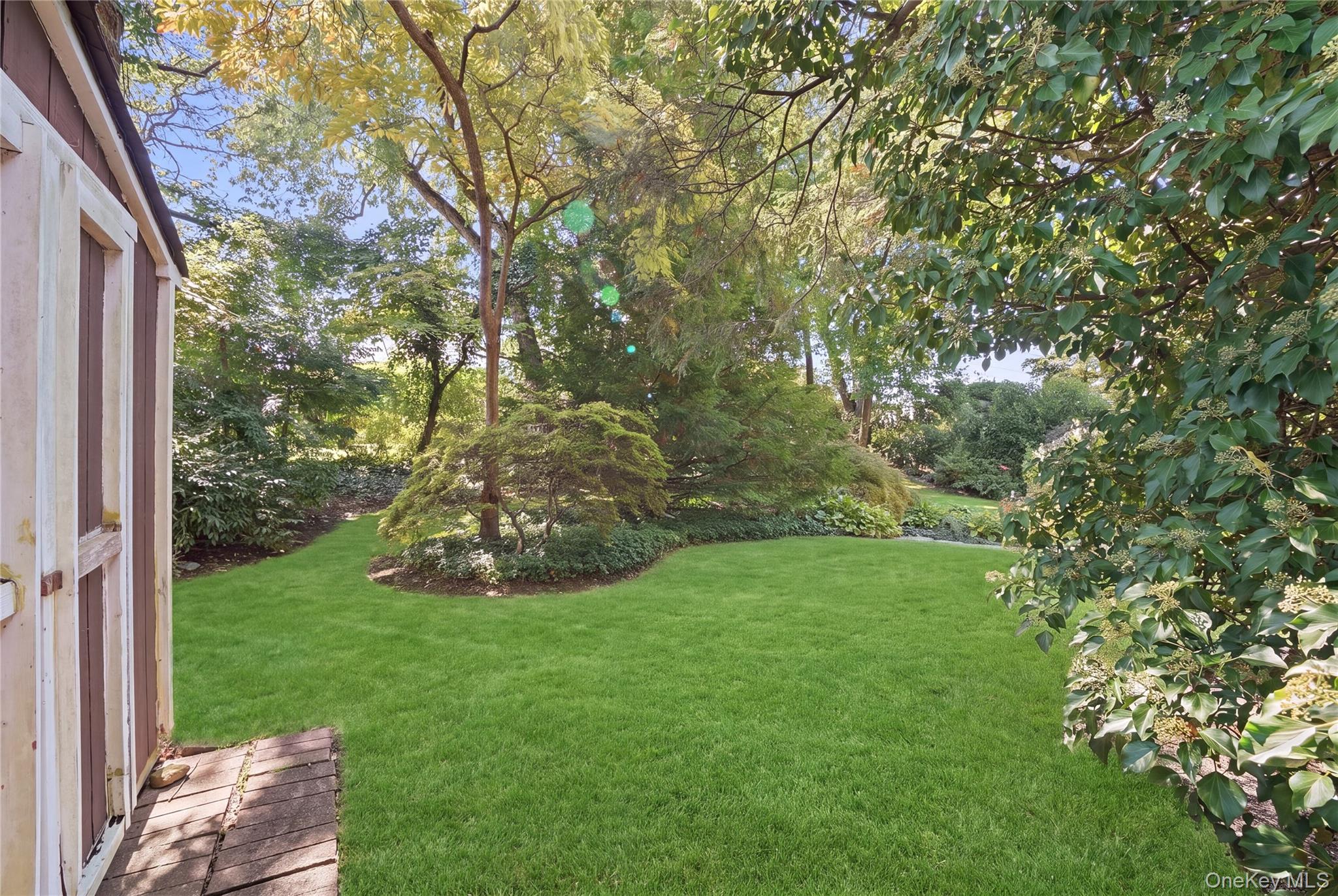 5 Roxbury Road – For Sale photo 30