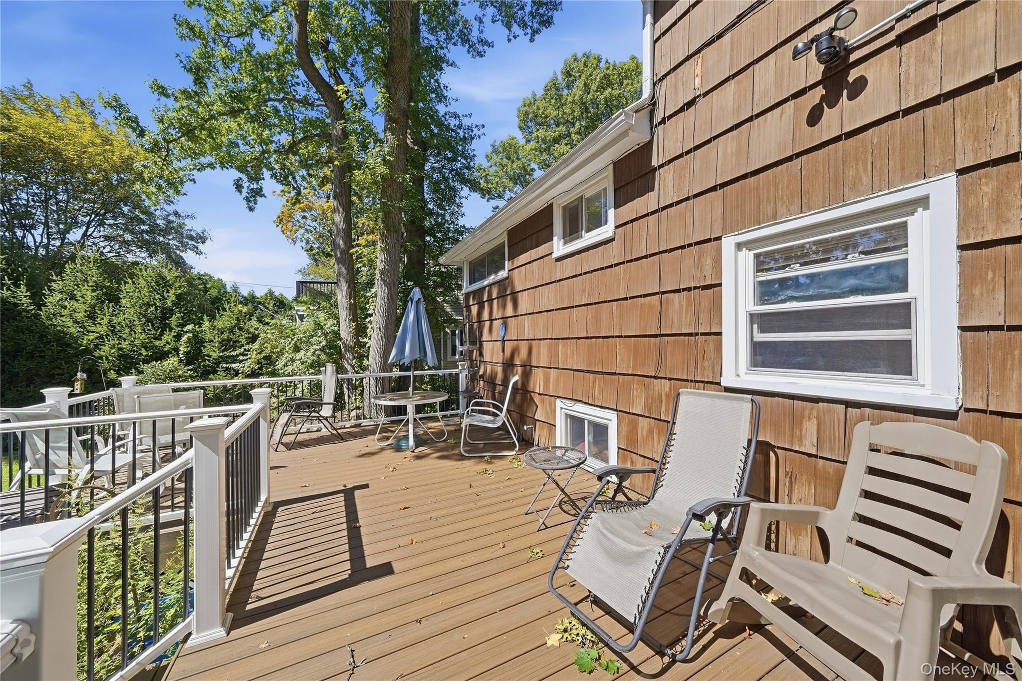 5 Roxbury Road – For Sale photo 27