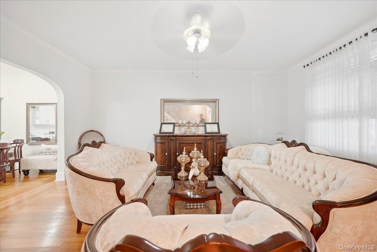 3309 Hone Avenue – For Sale photo 7