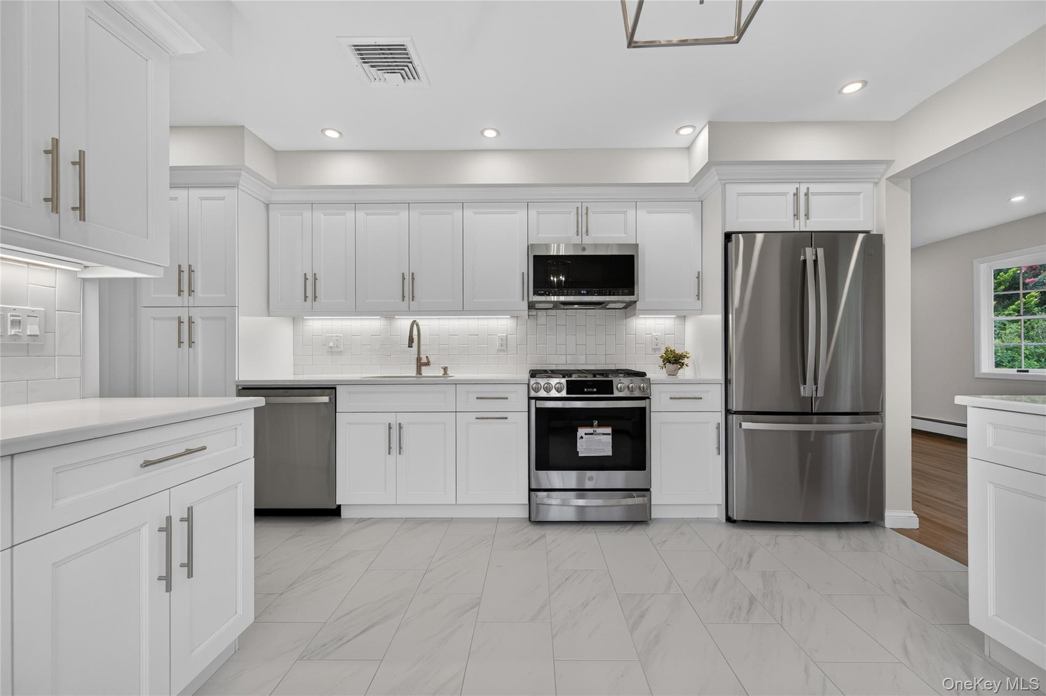 70 Woodedge Road – For Rent photo 11