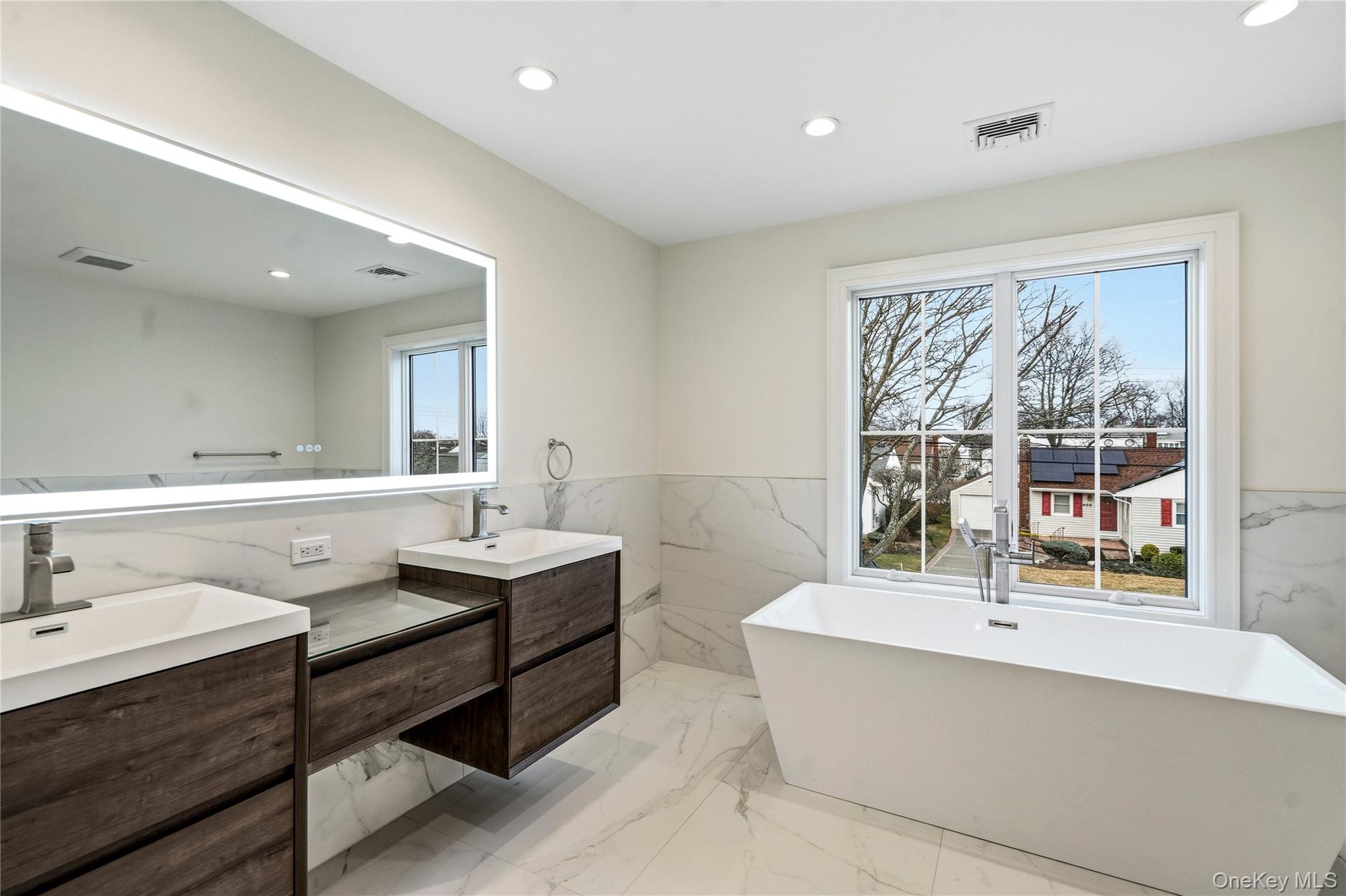 908 Maple Lane – For Sale photo 23