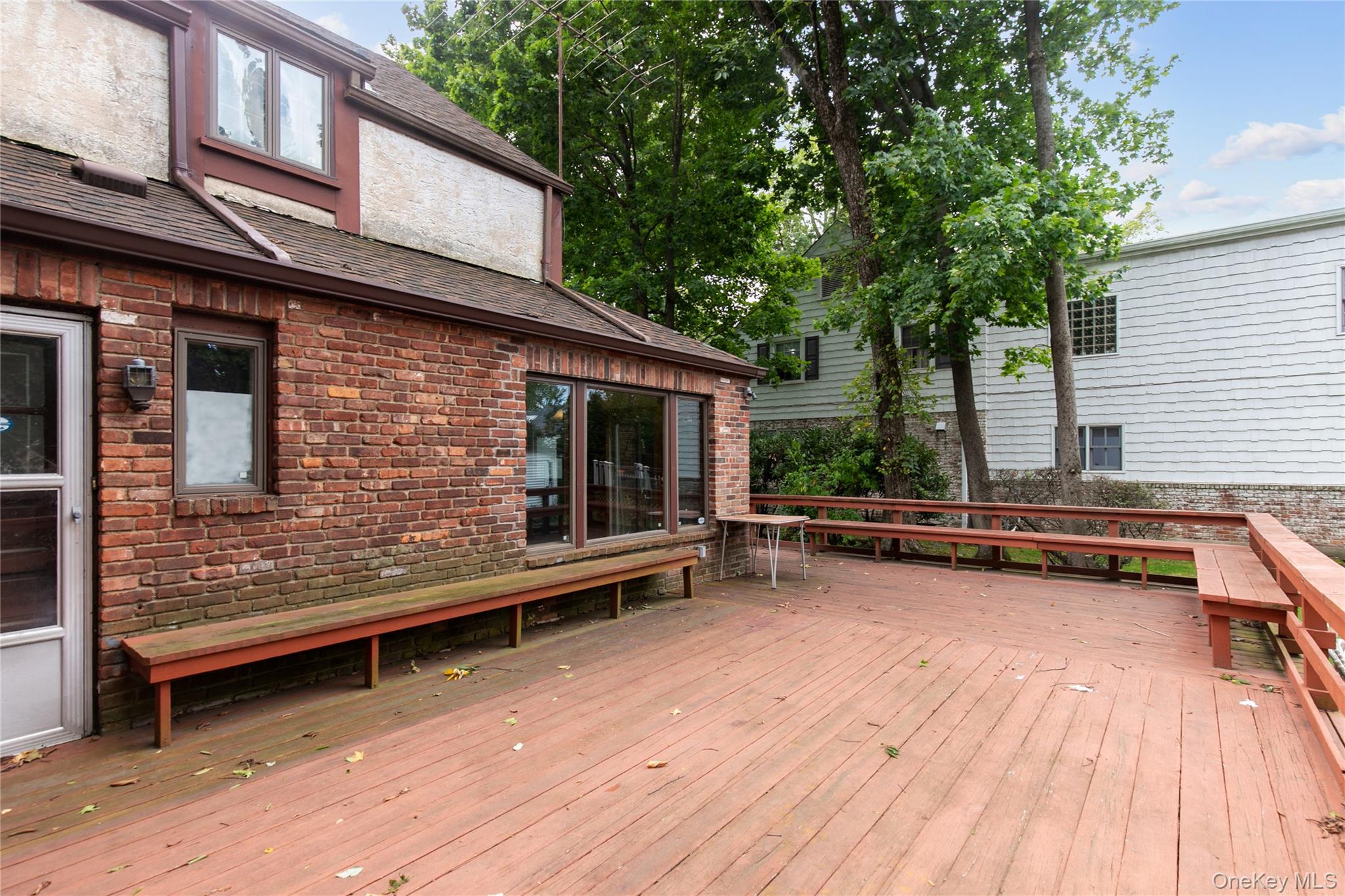 85 Oxford Boulevard – For Sale photo 21