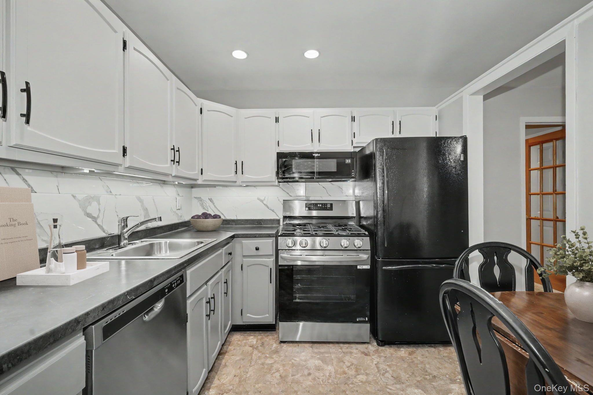 13 Scenic Drive, Unit L photo 7